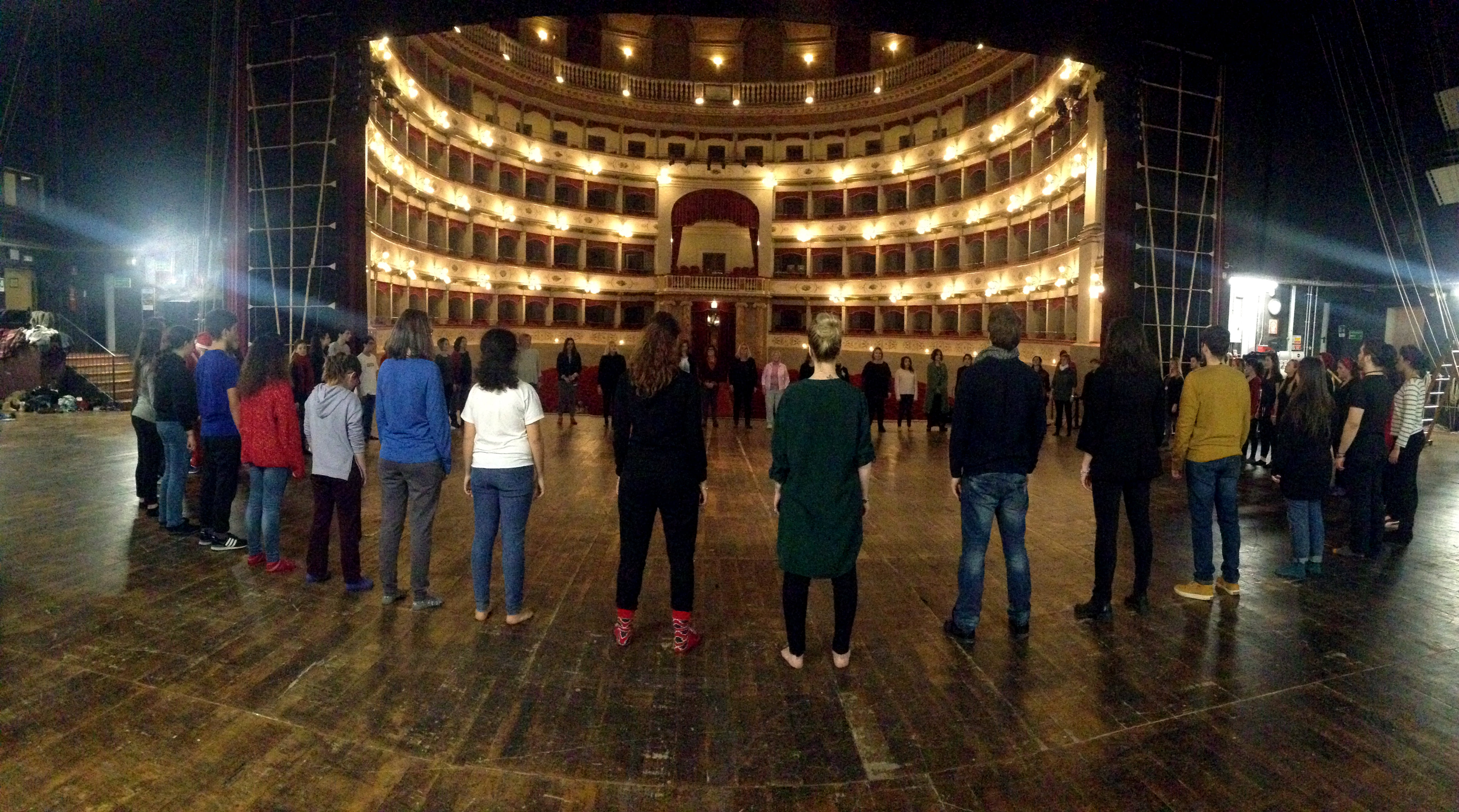 Goldoni, lezione gratuita di teatro sul palco - QuiLivorno.it